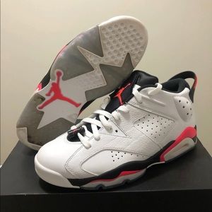 Jordan 6 low Infrared
